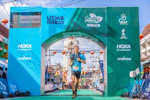 BIB: 309
                            <button type="button" onclick="openModal(21775945)" class="btn btn-primary btn-sm float-right btn-popup" data-toggle="modal" data-target=".modal-high-quality">
                        <i class="fas fa-shopping-cart"></i> Add to Cart
                    </button>
                                            <button type="button" onclick="isThisMe(21775945, true)" class="btn btn-success btn-sm float-right btn-popup btn-isme hidden" data-toggle="tooltip" data-placement="bottom" title="นี่คือรูปของคุณใช่ไหม คลิกที่นี่เพื่อเอาเข้าอัลบั้ม">
                        <i class="fas fa-plus"></i> Add to album
                    </button>
                    <button type="button" onclick="isThisMe(21775945, false)" class="btn btn-warning btn-sm float-right btn-popup btn-isnotme hidden">
                        <i class="fas fa-ban"></i> Remove from album
                    </button>